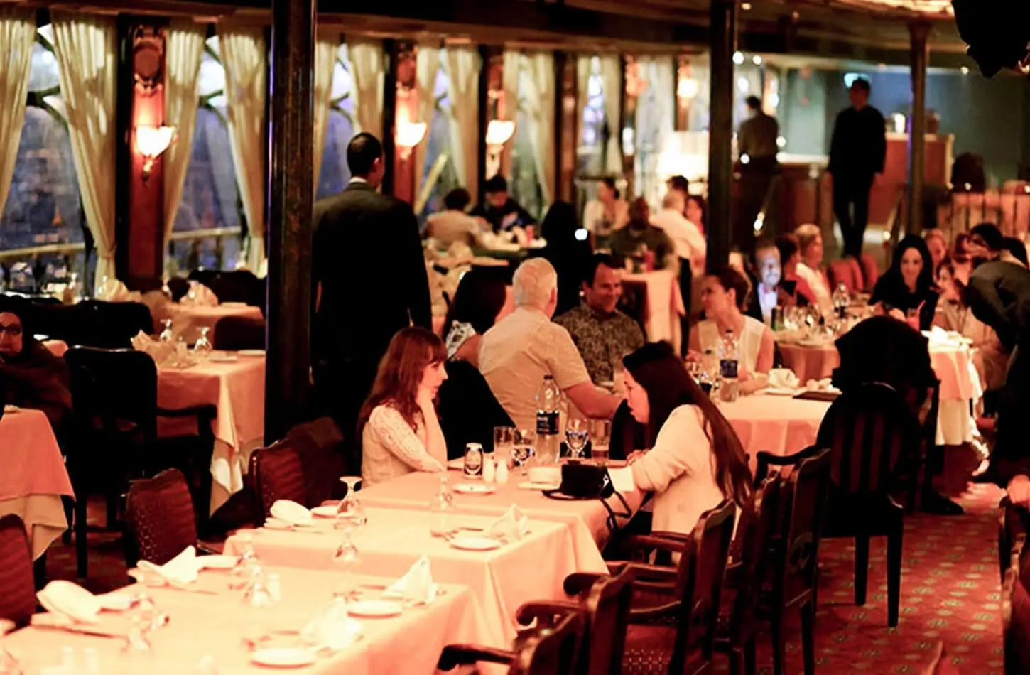 Nile River Sailing & Dinner Service